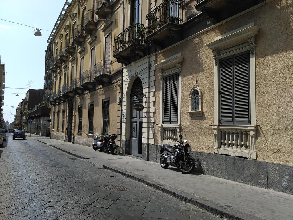 Casa Barbero Charme B&B Catania Exterior photo